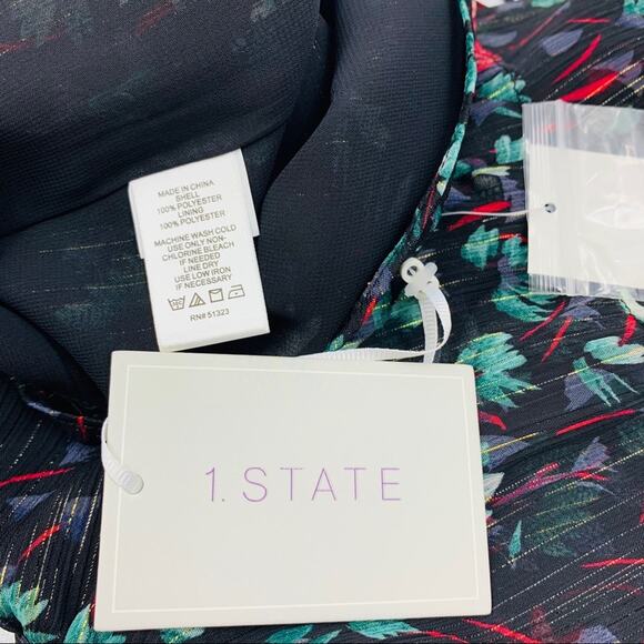 1. State The Curator Rich Black Floral Blouse - Picture 11 of 11